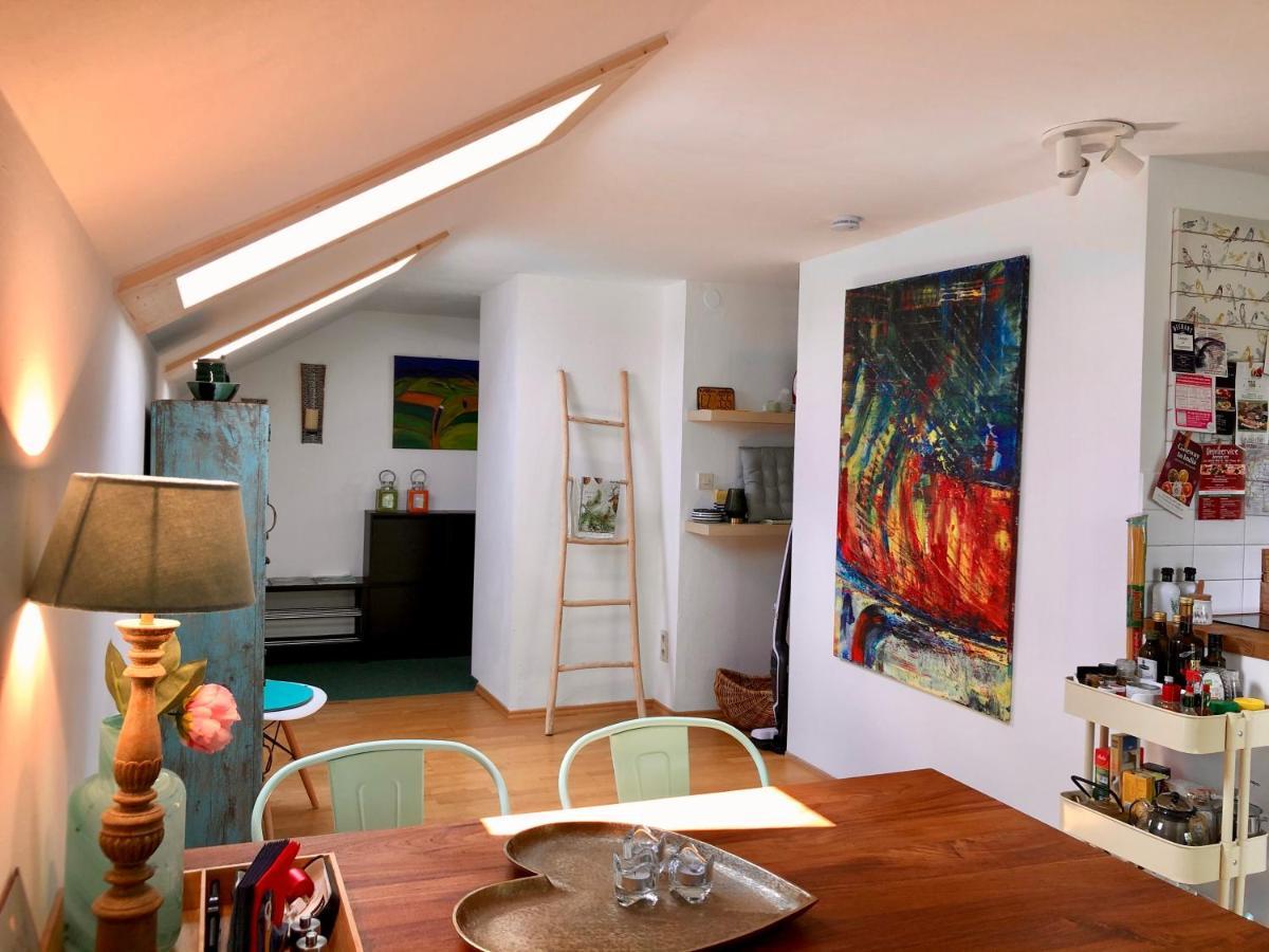 Apartment Charmante Mit Balkon Im 5-seen-land