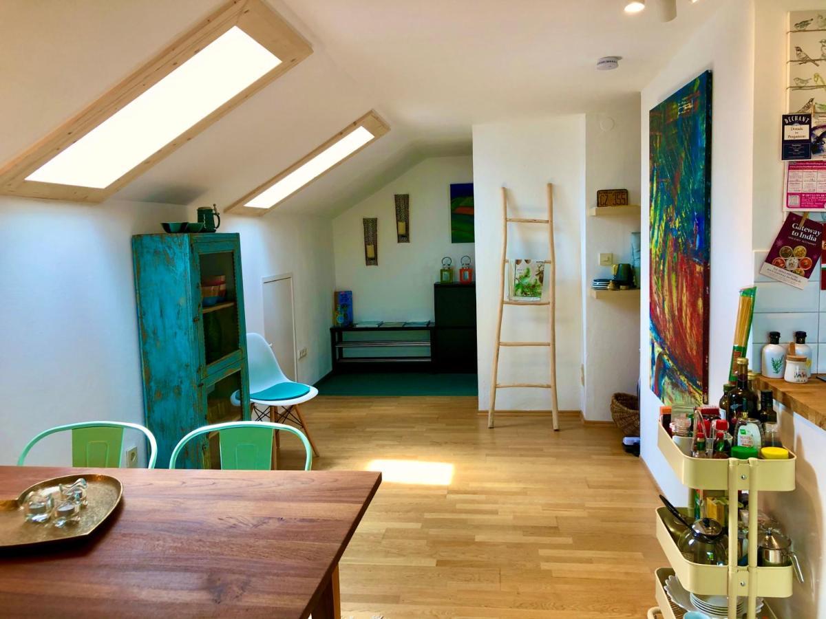Charmante Mit Balkon Im 5-seen-land Appartement *